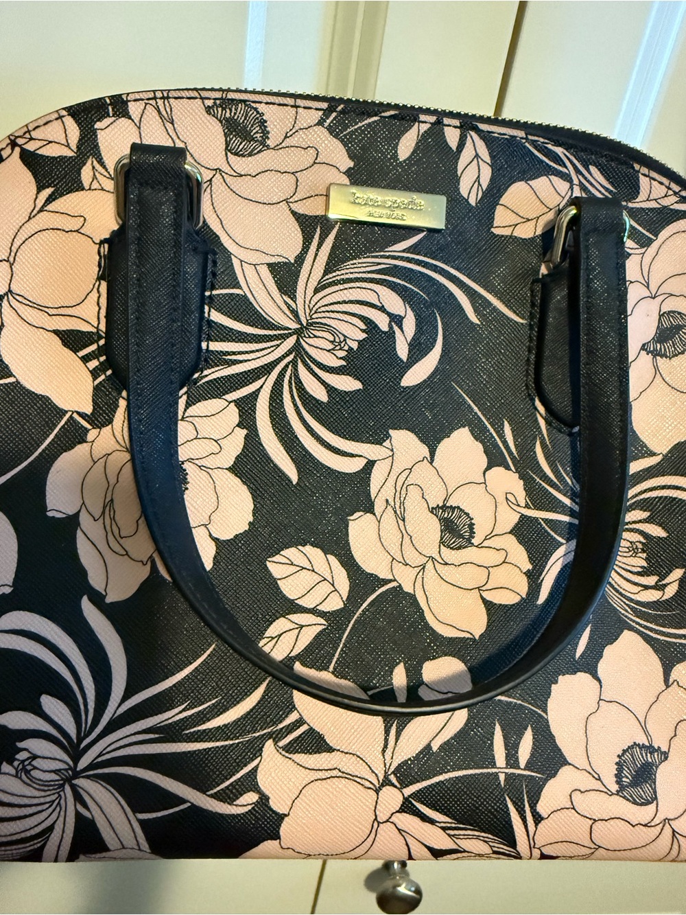 NWT kate spade Black & Blush Floral Dome Satchel - Picture 2 of 10